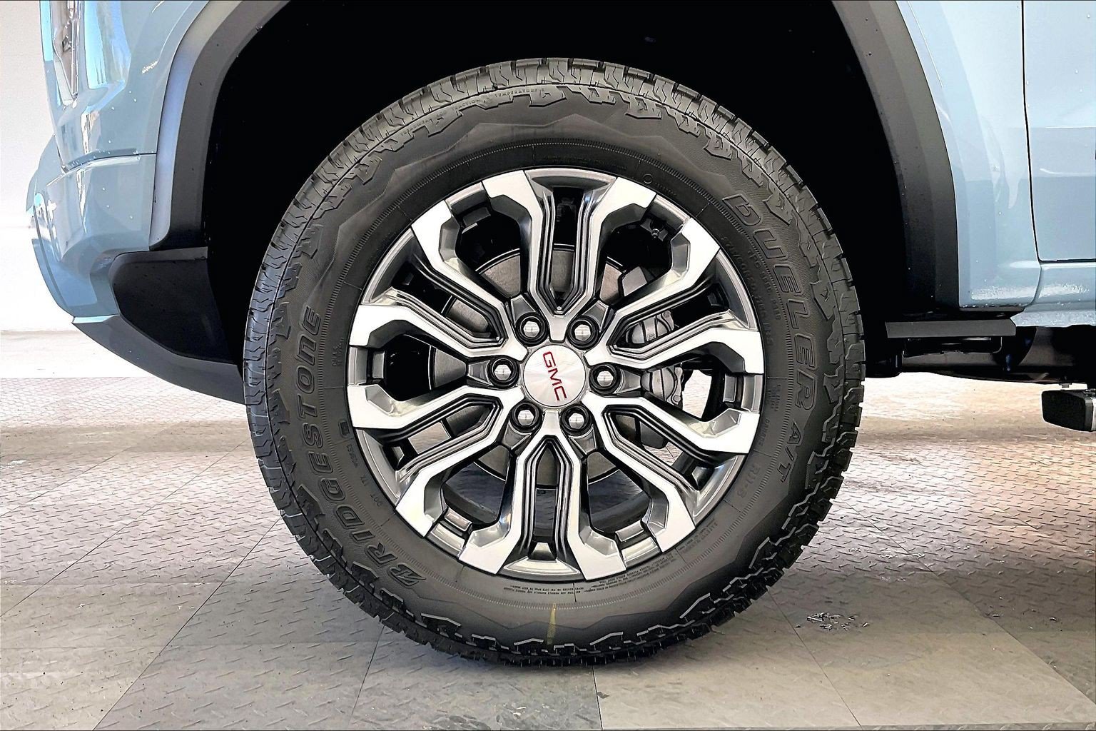 New 2026 GMC Canyon Denali AWD/4WD image 14
