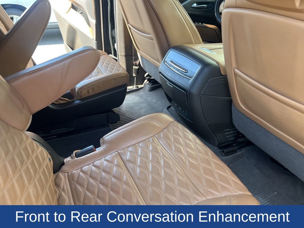 Used 2023 Cadillac Escalade Premium Luxury w/ Performance Package image 19