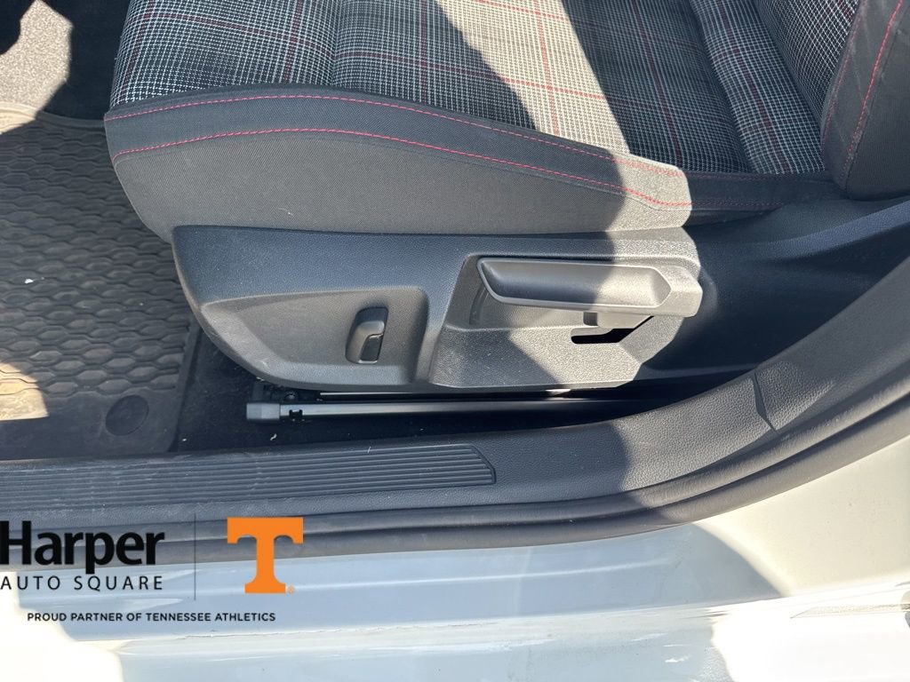 Used 2023 Volkswagen GTI SE w/ Black Wheel Package image 18