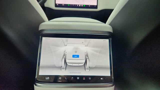 Used 2025 Tesla Model S Plaid image 46