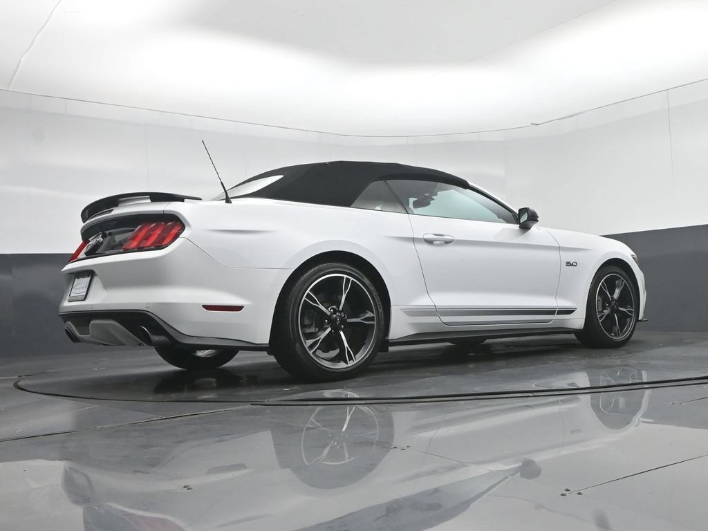 Used 2016 Ford Mustang GT Premium w/ Equipment Group 401A RWD image 52