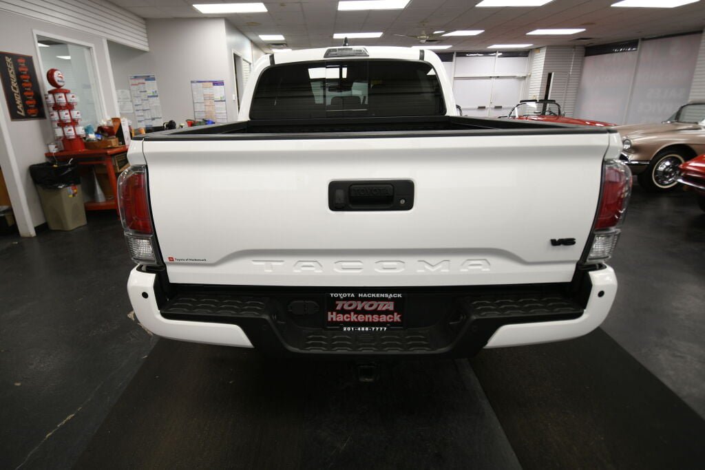 Certified 2023 Toyota Tacoma TRD Sport w/ Advanced Technology Package AWD/4WD image 7