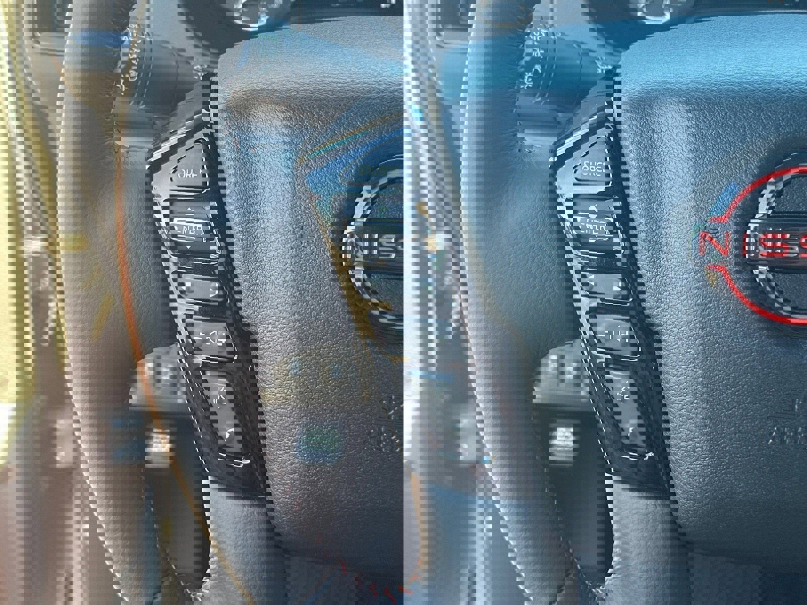 New 2026 Nissan Frontier PRO-4X w/ Pro-4x Convenience Package image 24