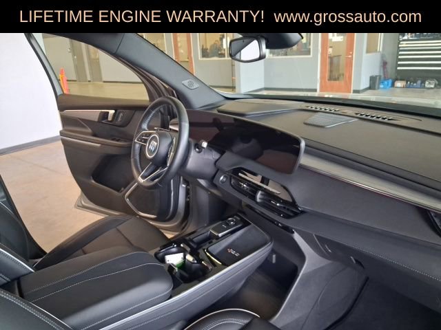 Used 2025 Buick Enclave Preferred image 35