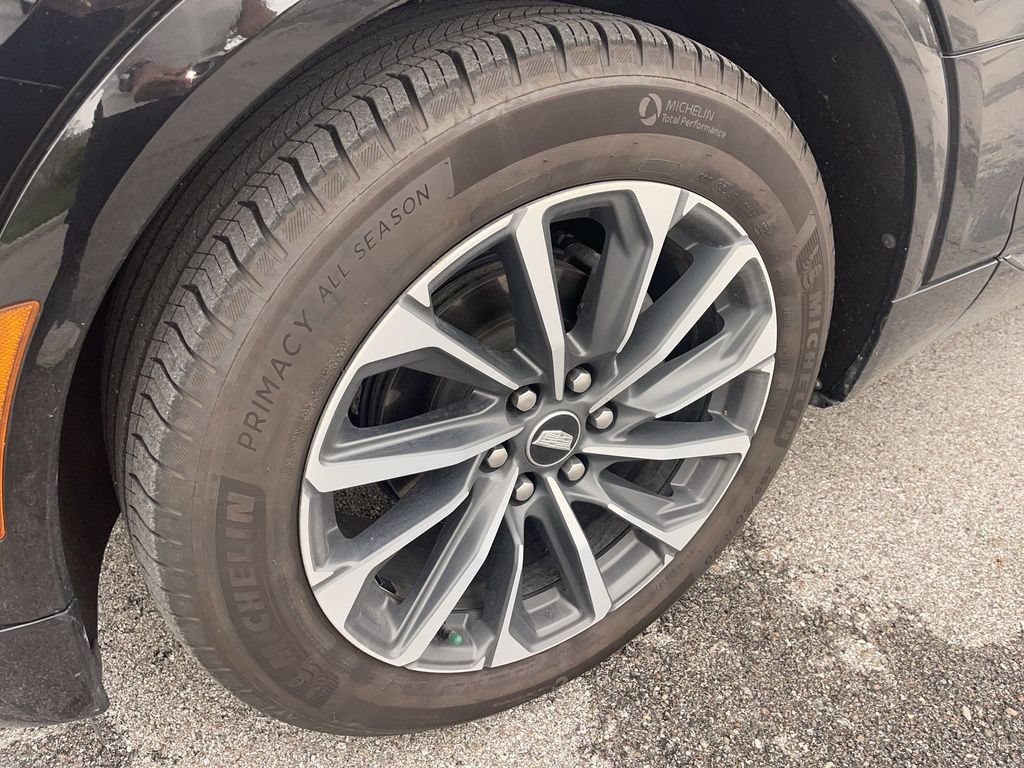 Certified 2024 Cadillac Lyriq Sport w/ LPO, Floor Liner Package AWD/4WD image 2