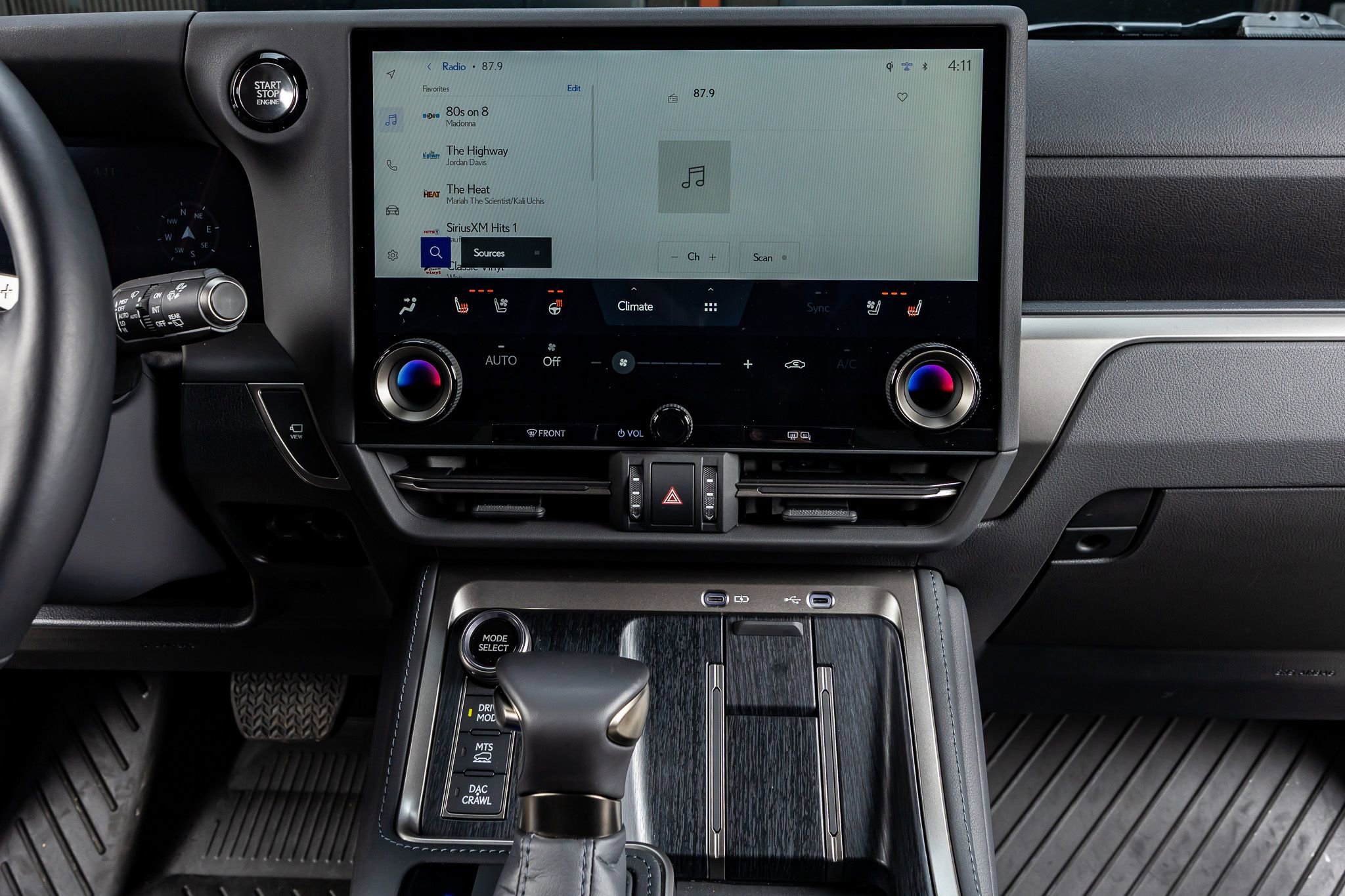 Used 2025 Lexus GX 550 image 24