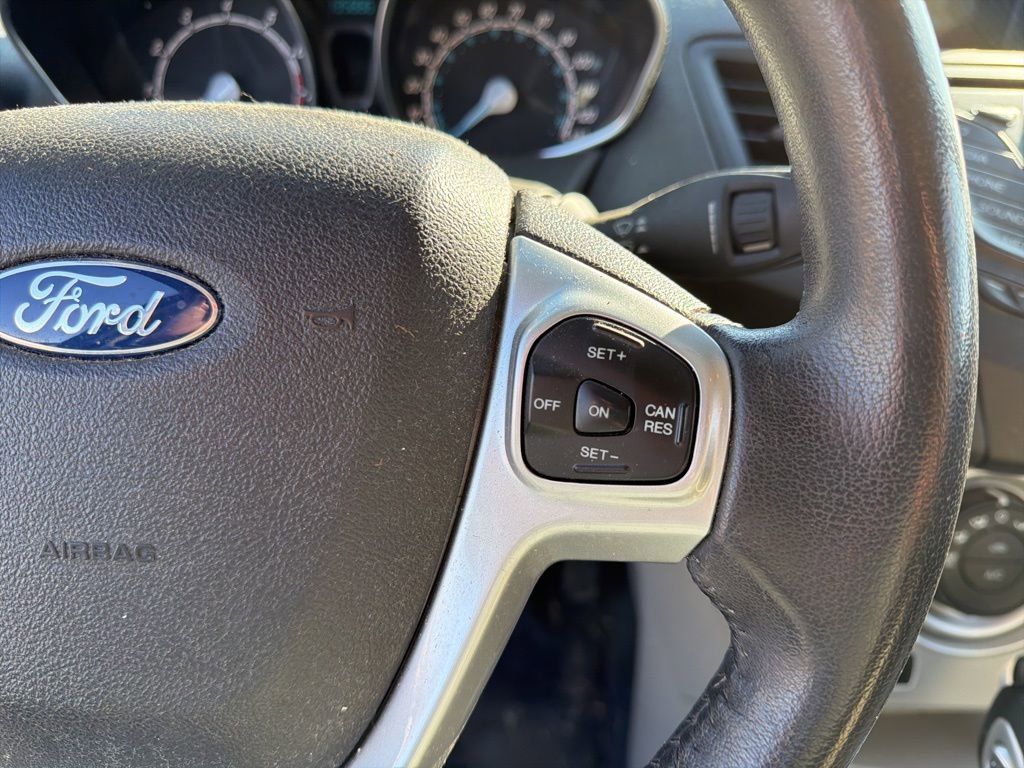 Used 2016 Ford Fiesta SE image 27