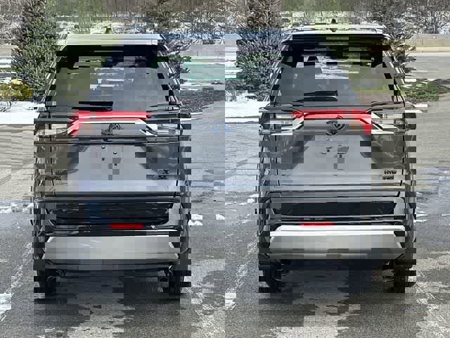 Used 2024 Toyota RAV4 XSE w/ Weather Package image 4