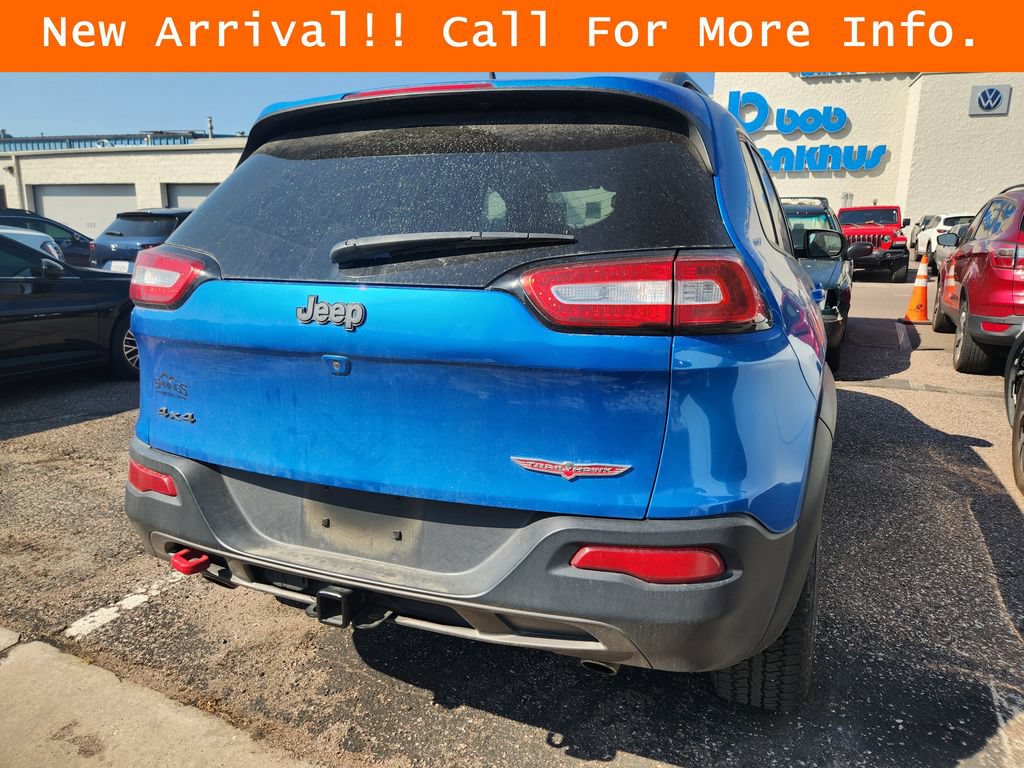 Used 2017 Jeep Cherokee Trailhawk w/ Comfort/Convenience Group AWD/4WD image 10