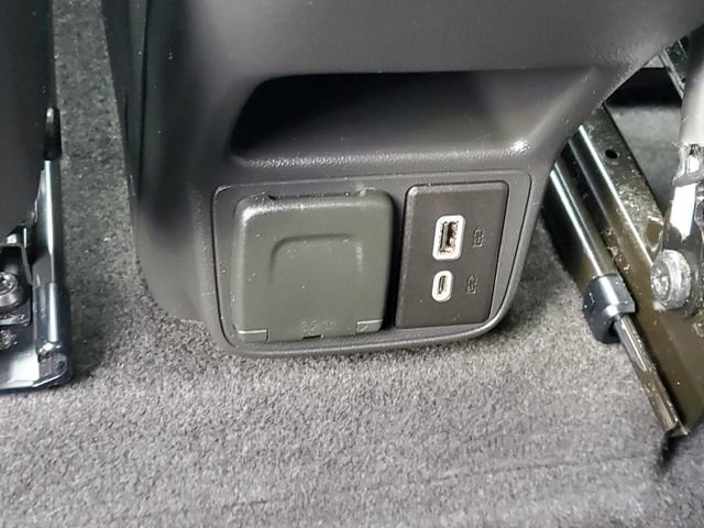Certified 2021 Chevrolet TrailBlazer LT w/ Convenience Package FWD image 10