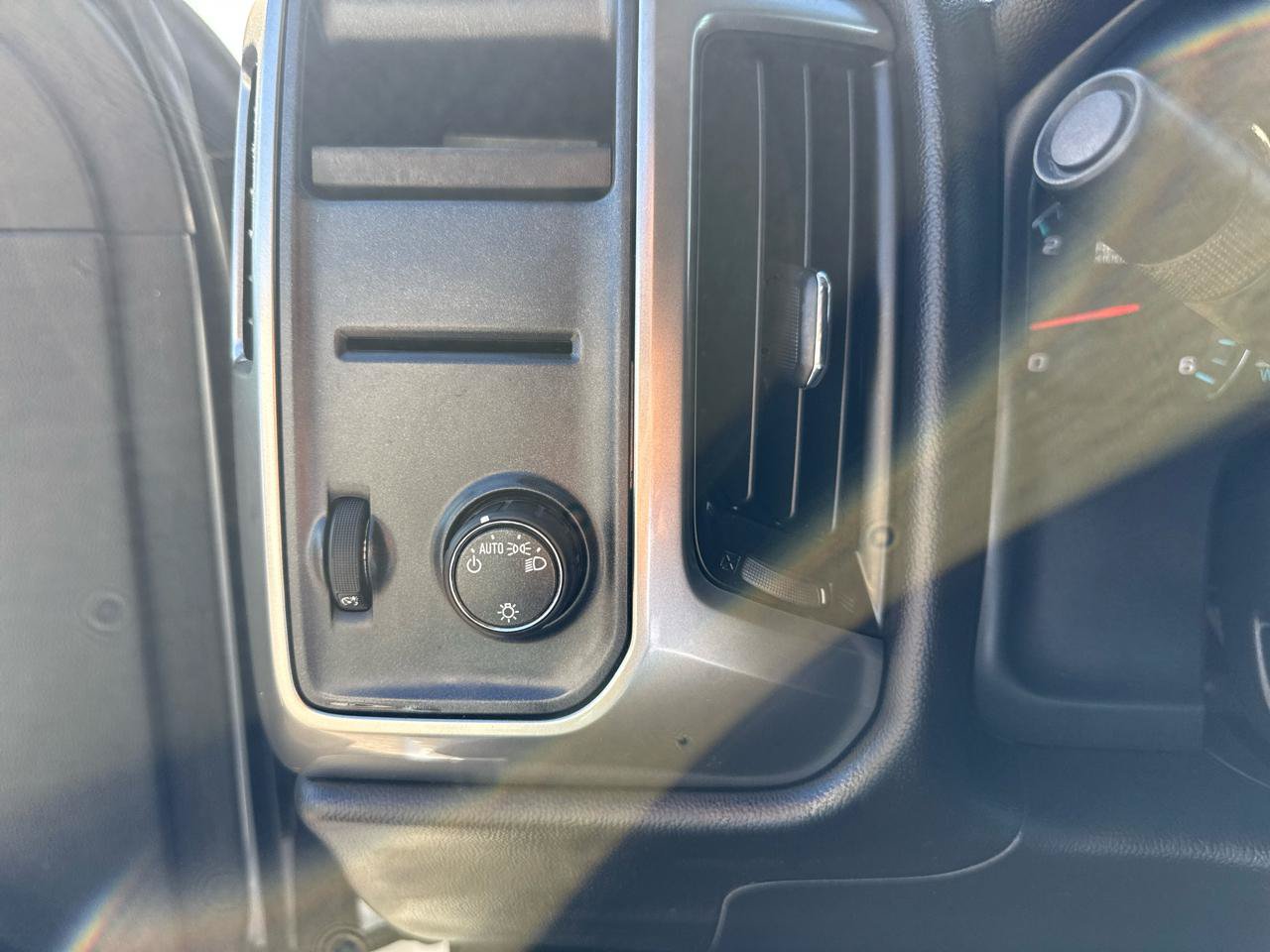 Used 2015 Chevrolet Silverado 2500 LT RWD image 20