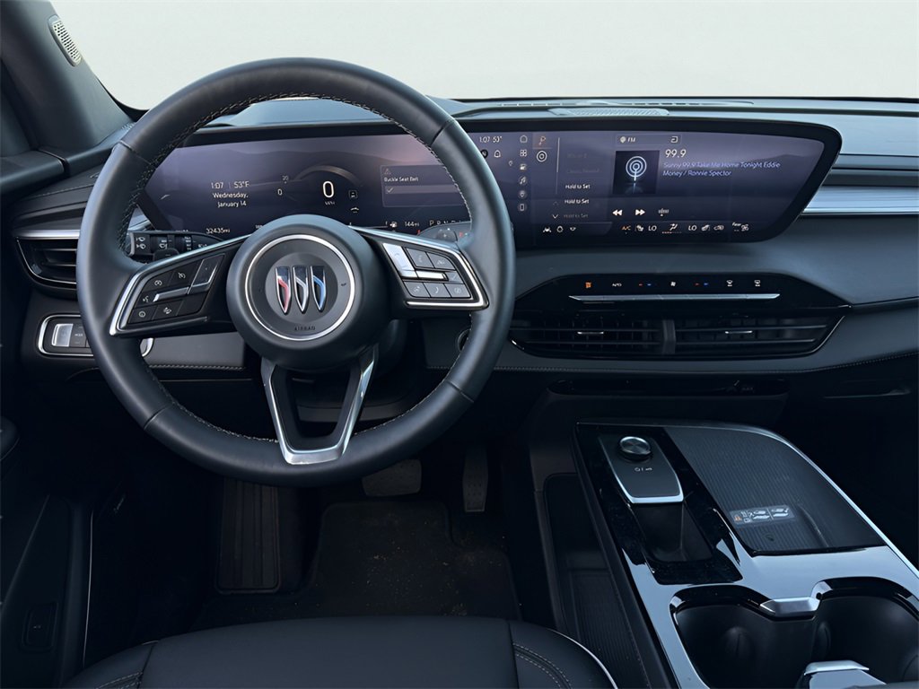 Used 2025 Buick Enclave Preferred image 18