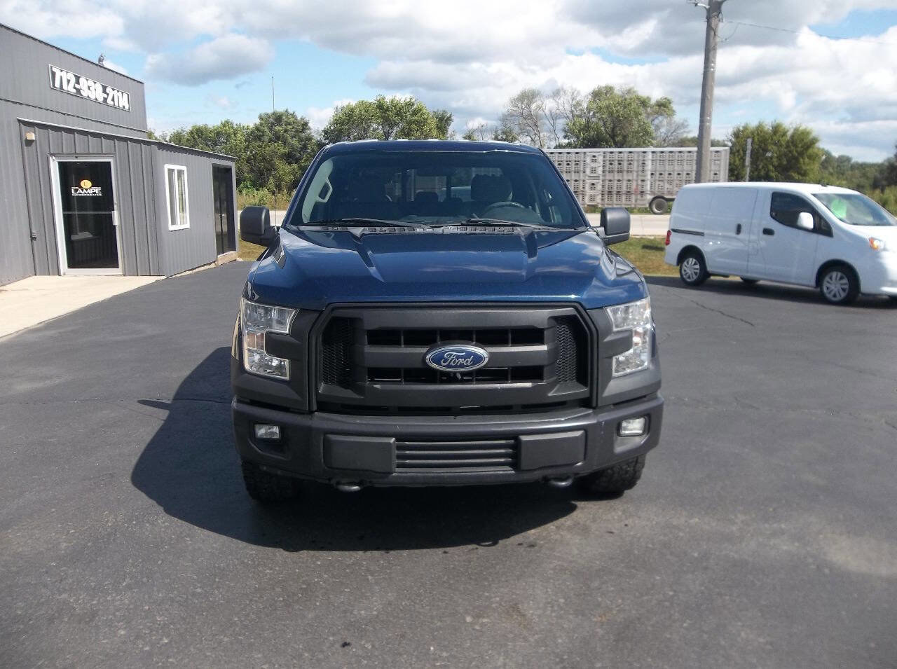 Used 2017 Ford F150 XL w/ Equipment Group 101A Mid image 4