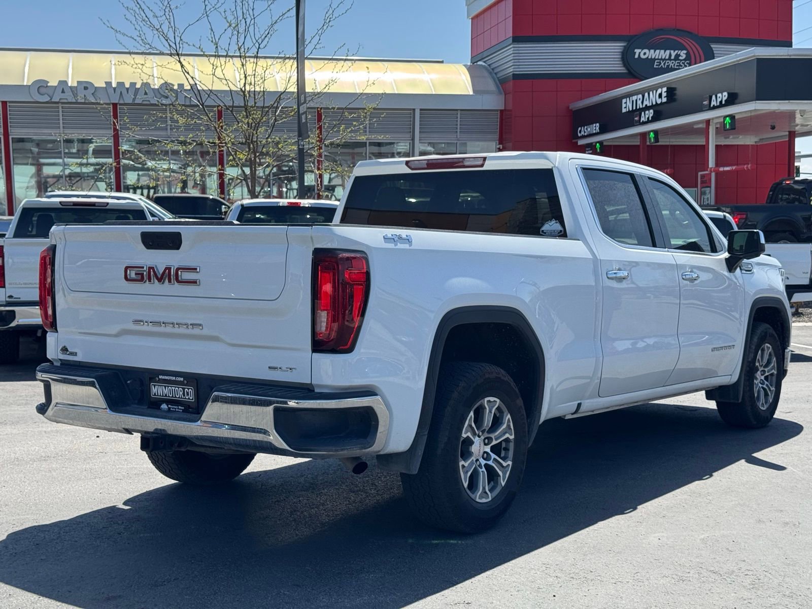 Used 2022 GMC Sierra 1500 SLT image 7