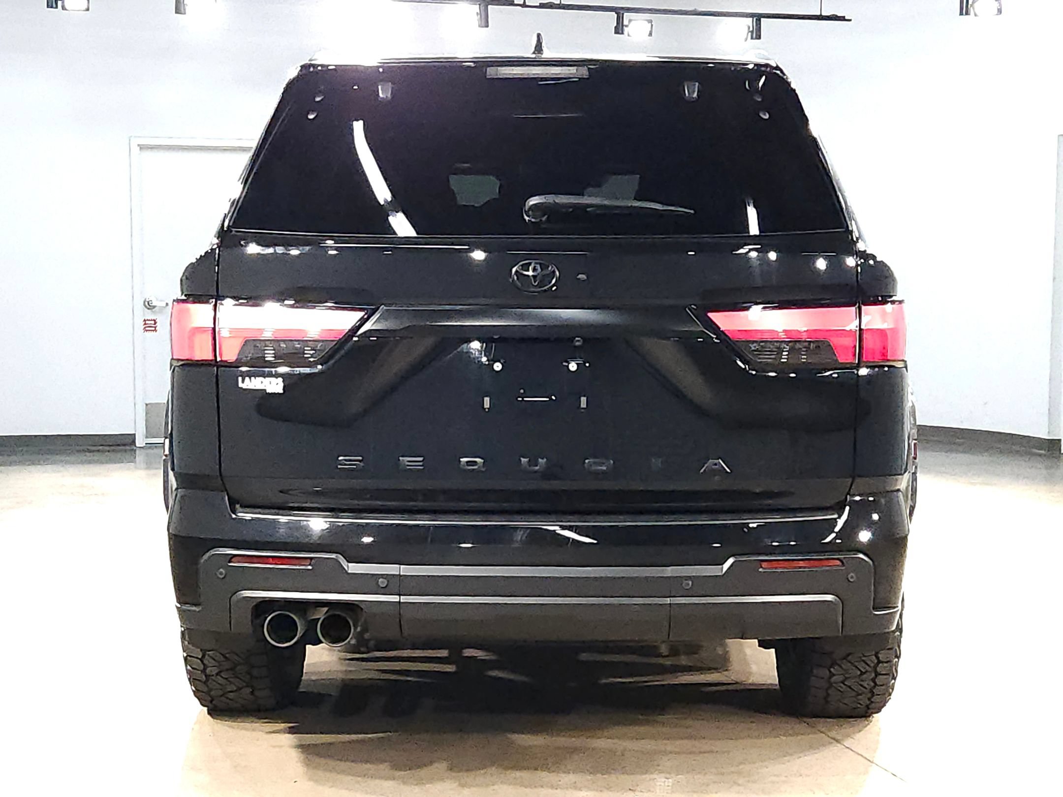Used 2024 Toyota Sequoia TRD Pro AWD/4WD image 6