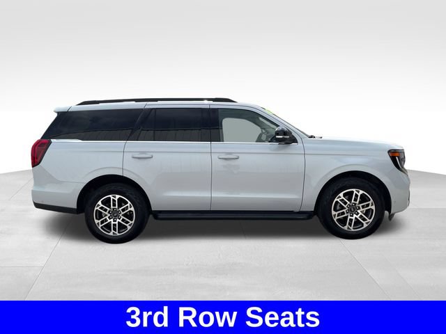 Used 2025 Ford Expedition Active AWD/4WD image 6