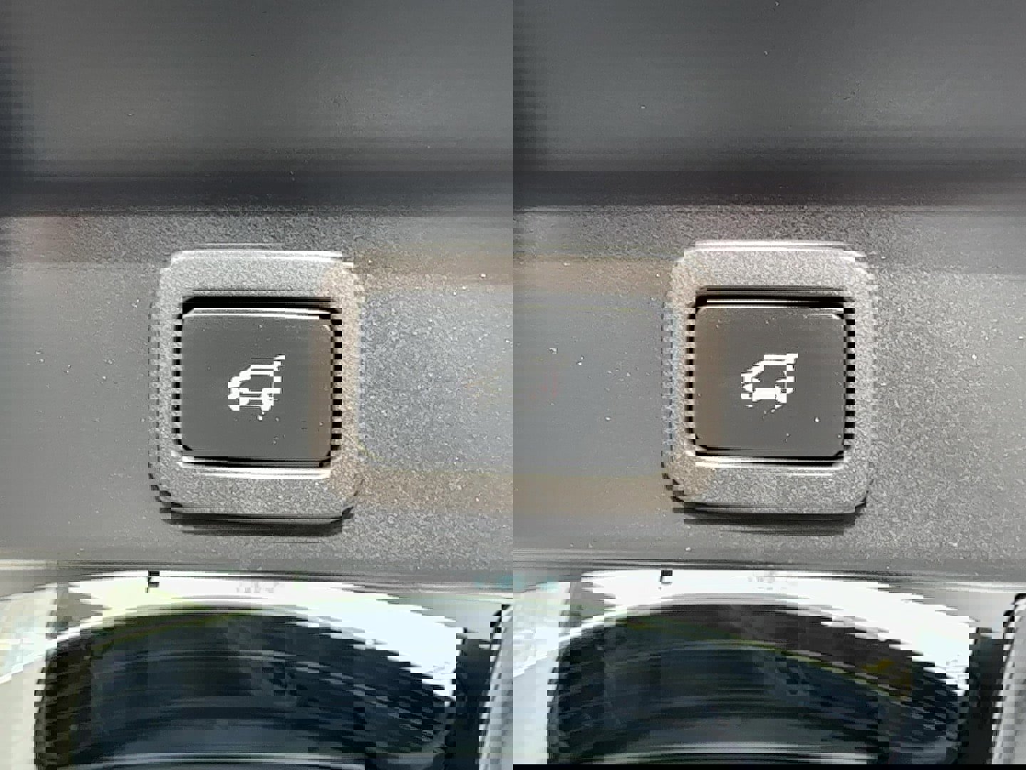 Used 2022 Jaguar F-PACE S image 35