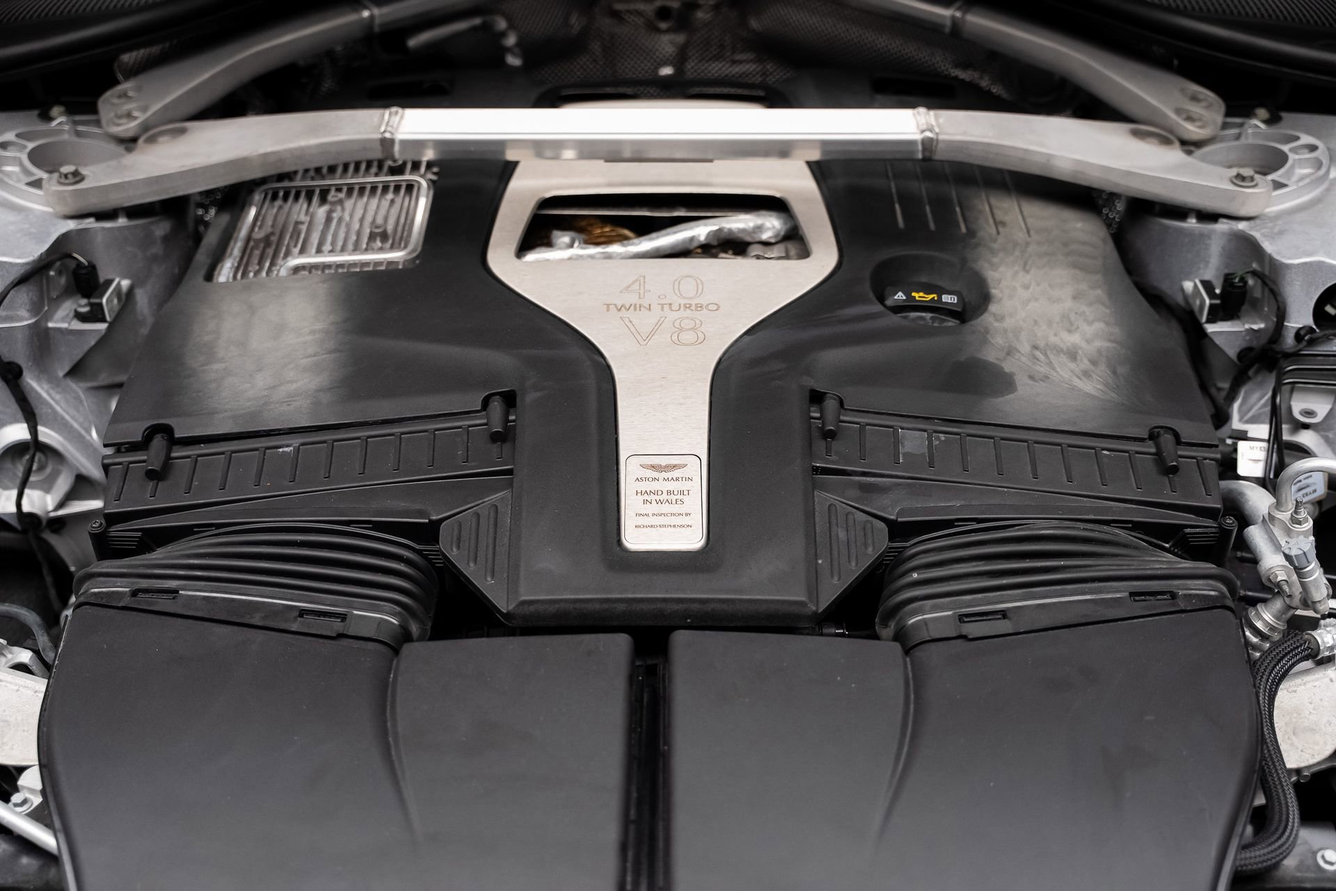 Used 2021 Aston Martin DBX AWD/4WD image 74