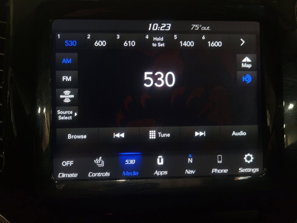 Used 2020 Jeep Cherokee Limited image 25