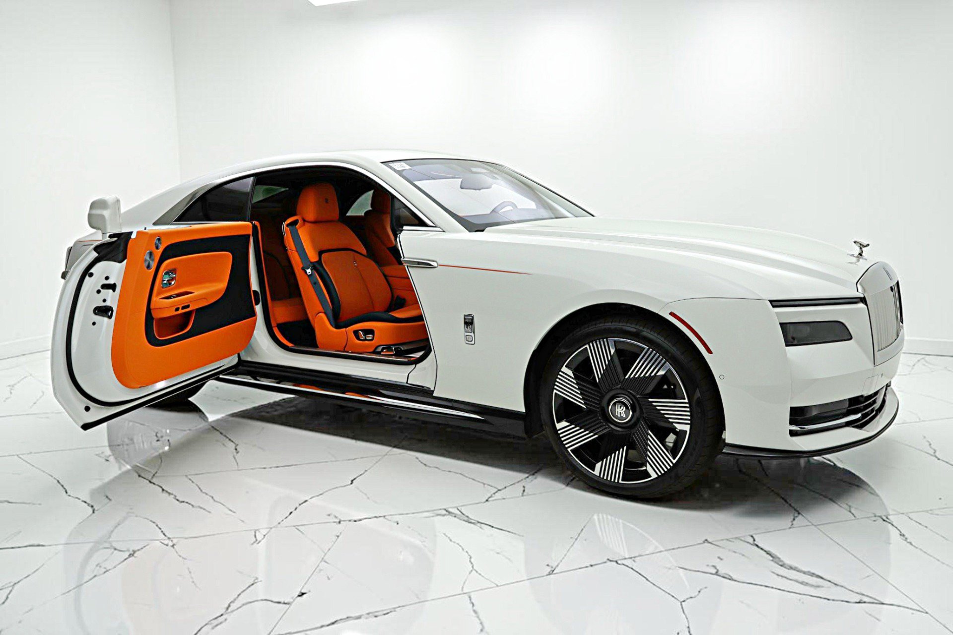 Used 2026 Rolls-Royce Spectre AWD/4WD image 19