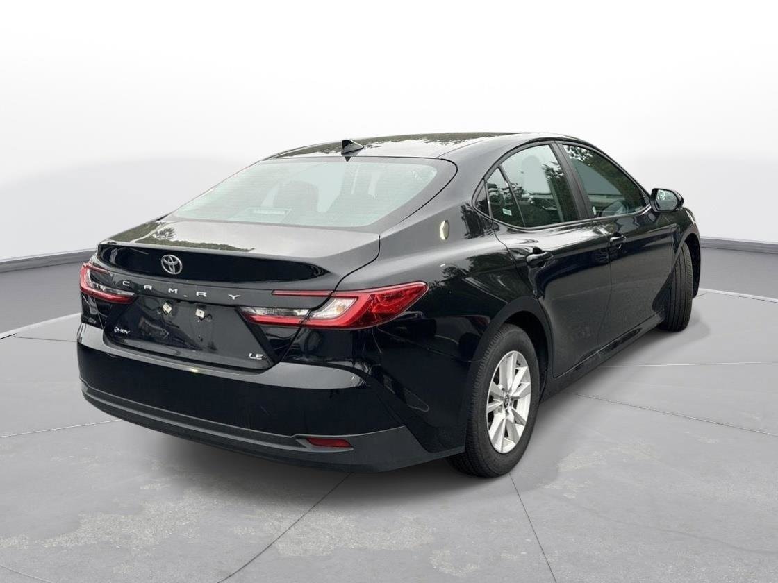 Used 2026 Toyota Camry LE FWD image 6