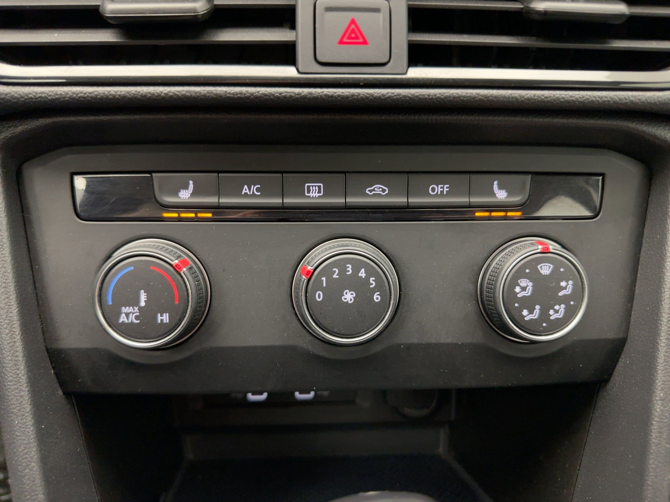 Used 2022 Volkswagen Taos S image 17