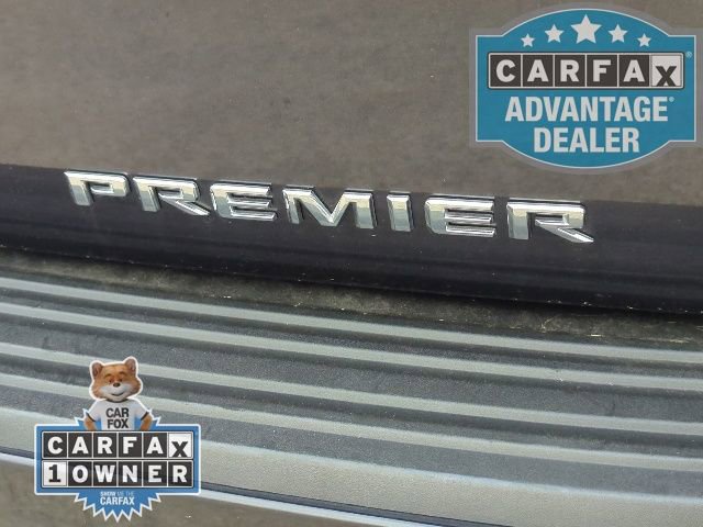 Used 2025 Chevrolet Suburban Premier RWD image 35