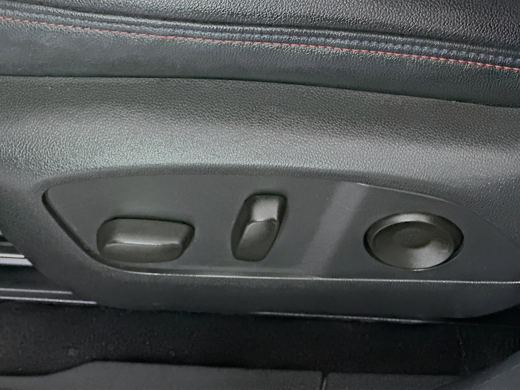 Used 2024 Chevrolet Blazer EV RS image 13