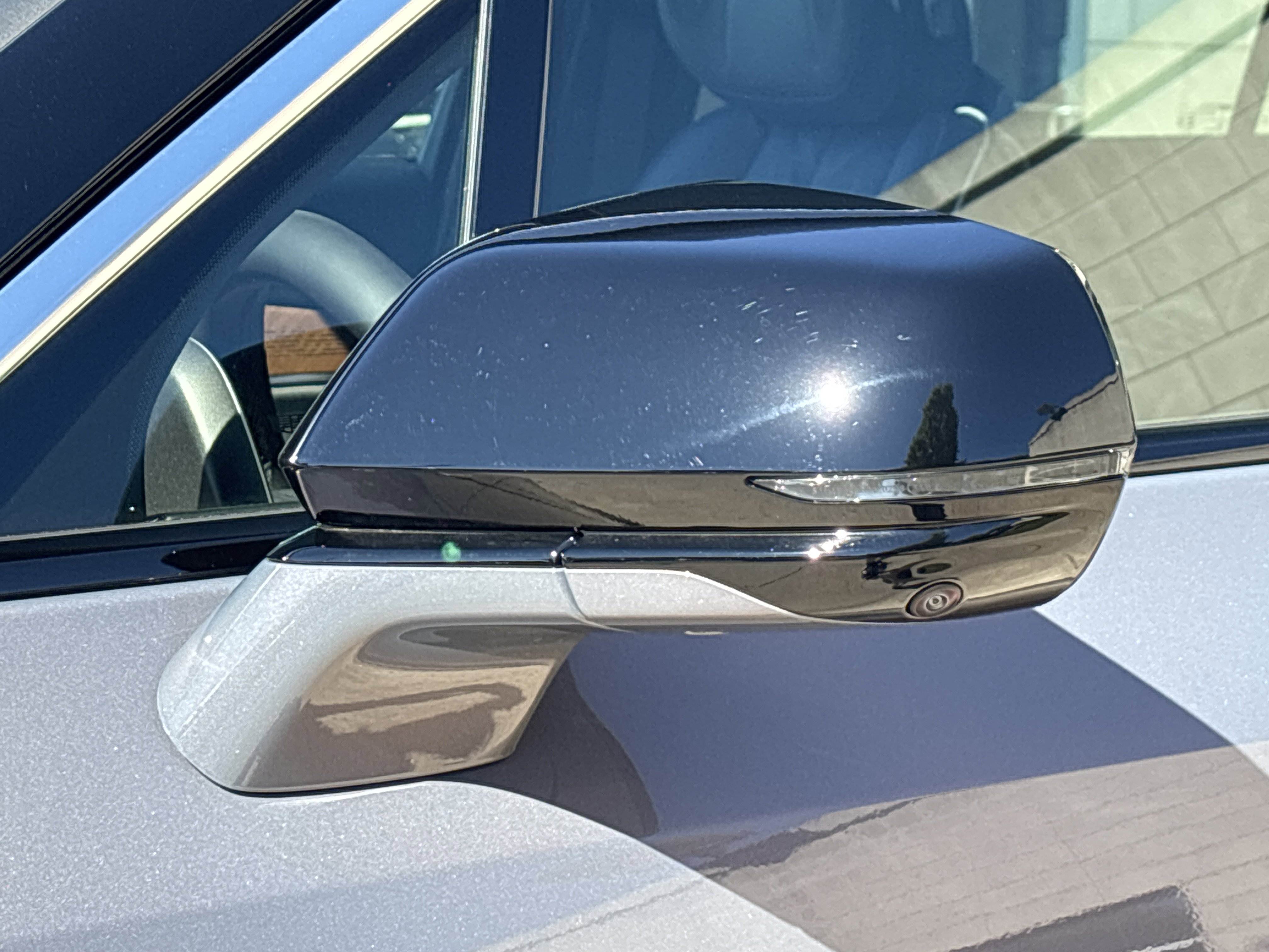 New 2026 Cadillac Vistiq Premium Luxury w/ LPO, Floor Liner Package image 19