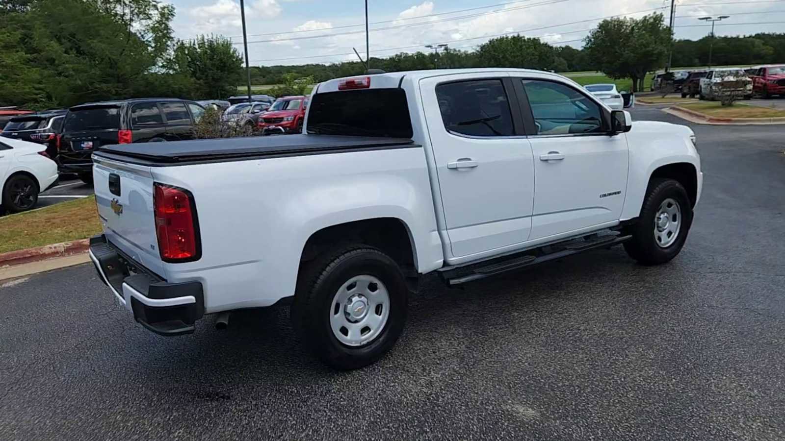 Used 2017 Chevrolet Colorado LT RWD image 8