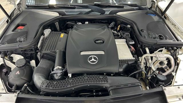 Used 2018 Mercedes-Benz E 300 image 27