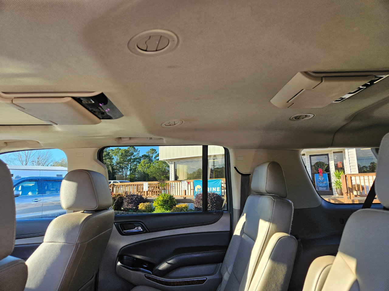Used 2020 Chevrolet Suburban Premier image 20