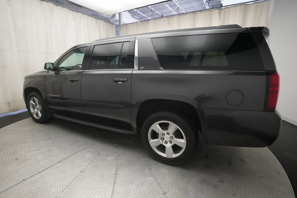 Used 2017 Chevrolet Suburban LT w/ Luxury Package AWD/4WD image 32