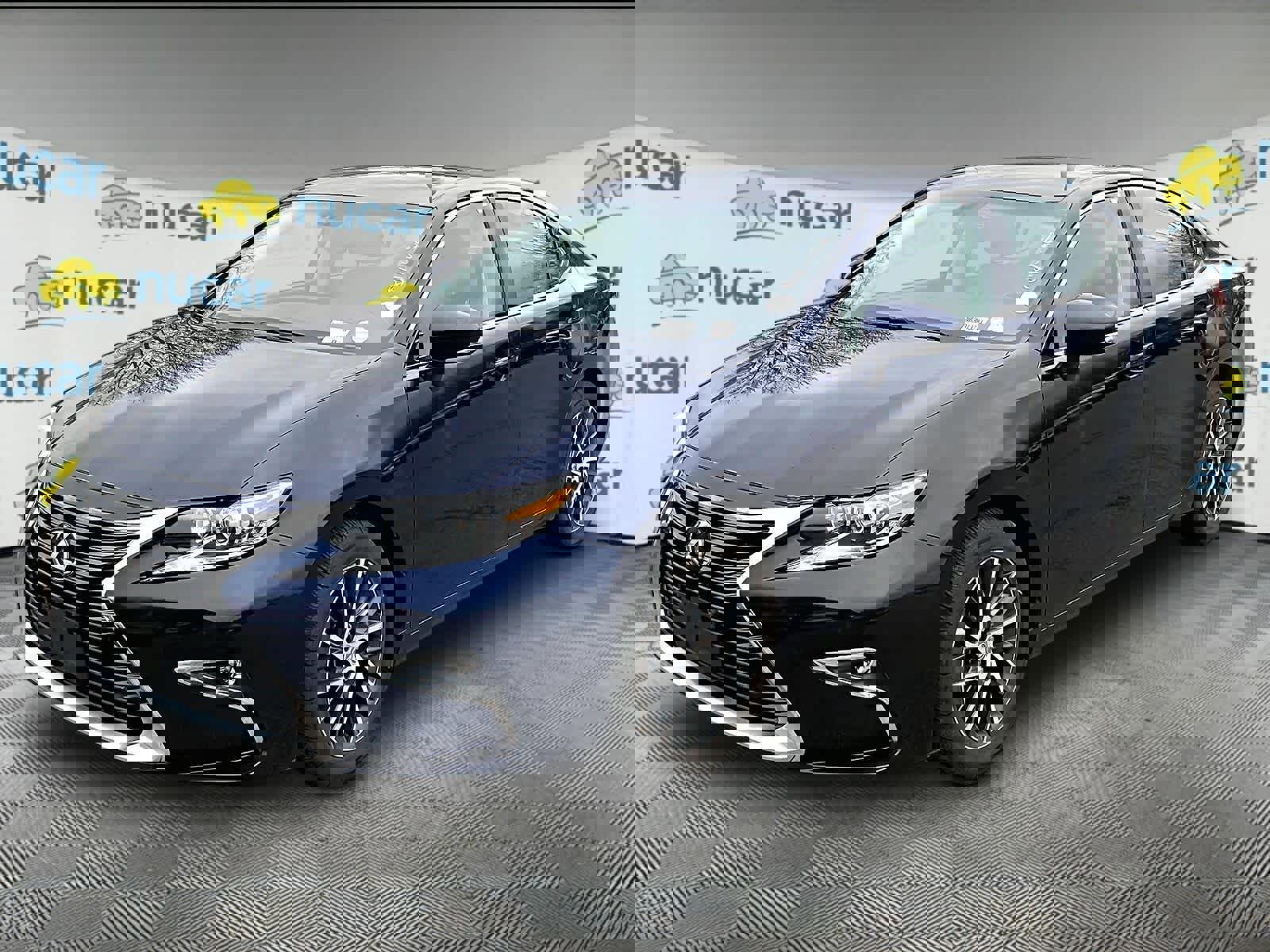 Used 2016 Lexus ES 350 w/ Navigation System Package image 2