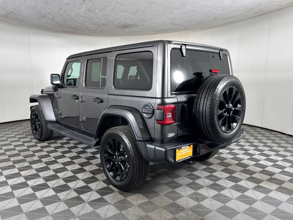 Certified 2025 Jeep Wrangler Unlimited Sahara AWD/4WD image 8
