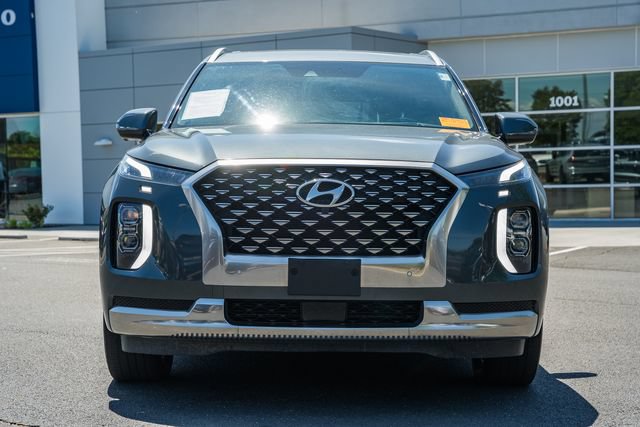 Used 2022 Hyundai Palisade Calligraphy w/ Cargo Package FWD image 2