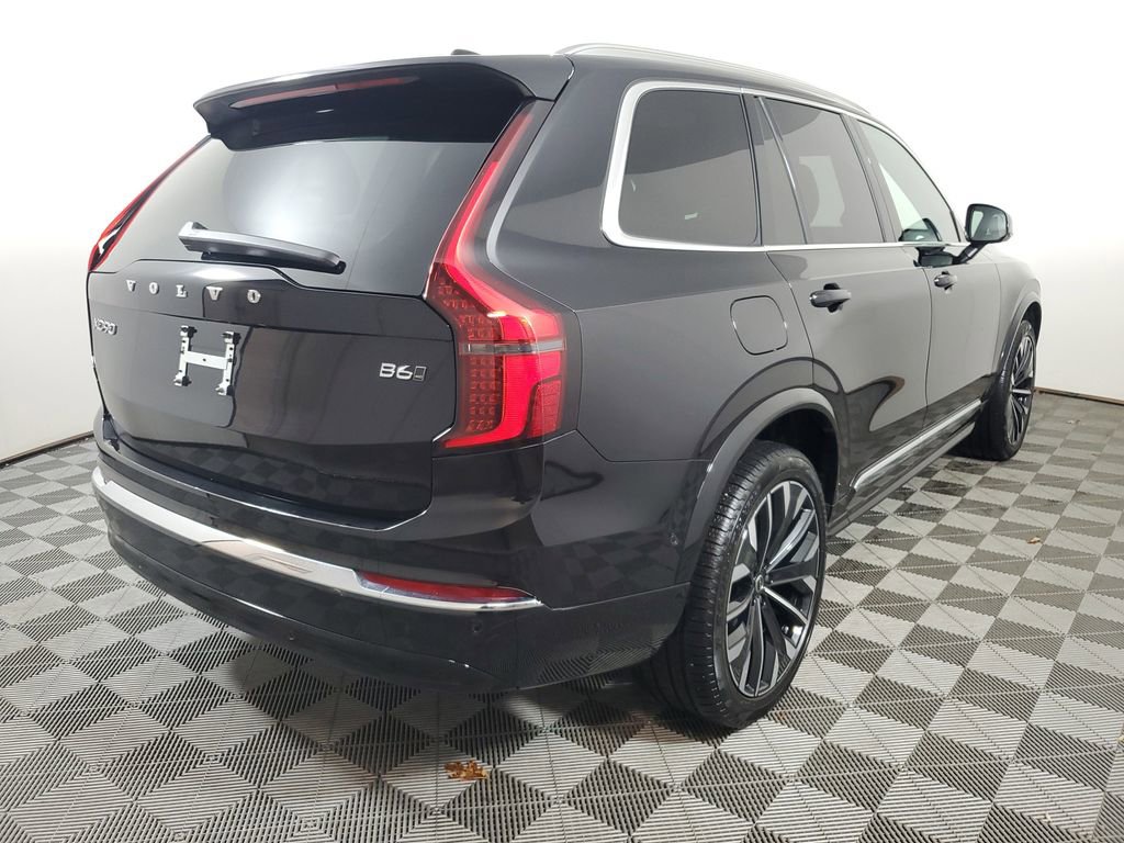 Certified 2025 Volvo XC90 B6 Plus image 8