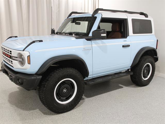 Used 2023 Ford Bronco Heritage Edition image 3