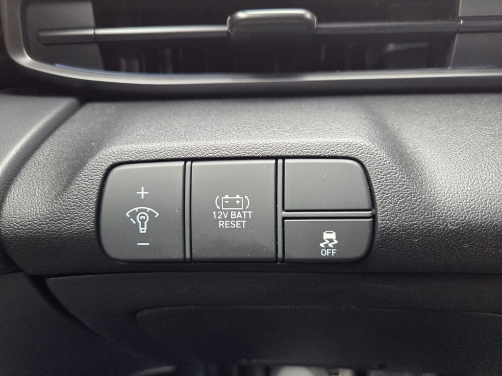 New 2026 Hyundai Elantra Sport FWD image 31