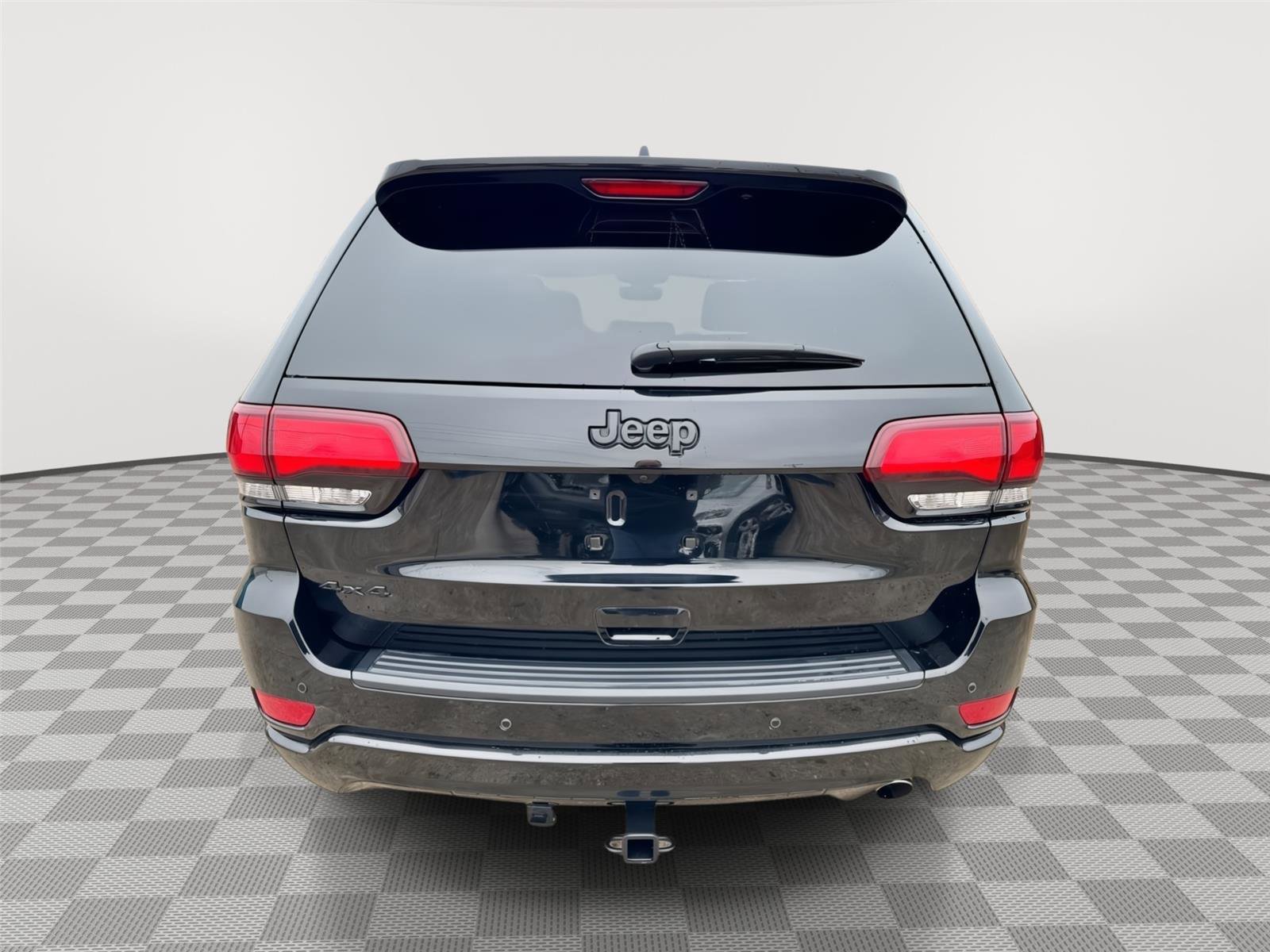 Used 2020 Jeep Grand Cherokee Altitude image 4