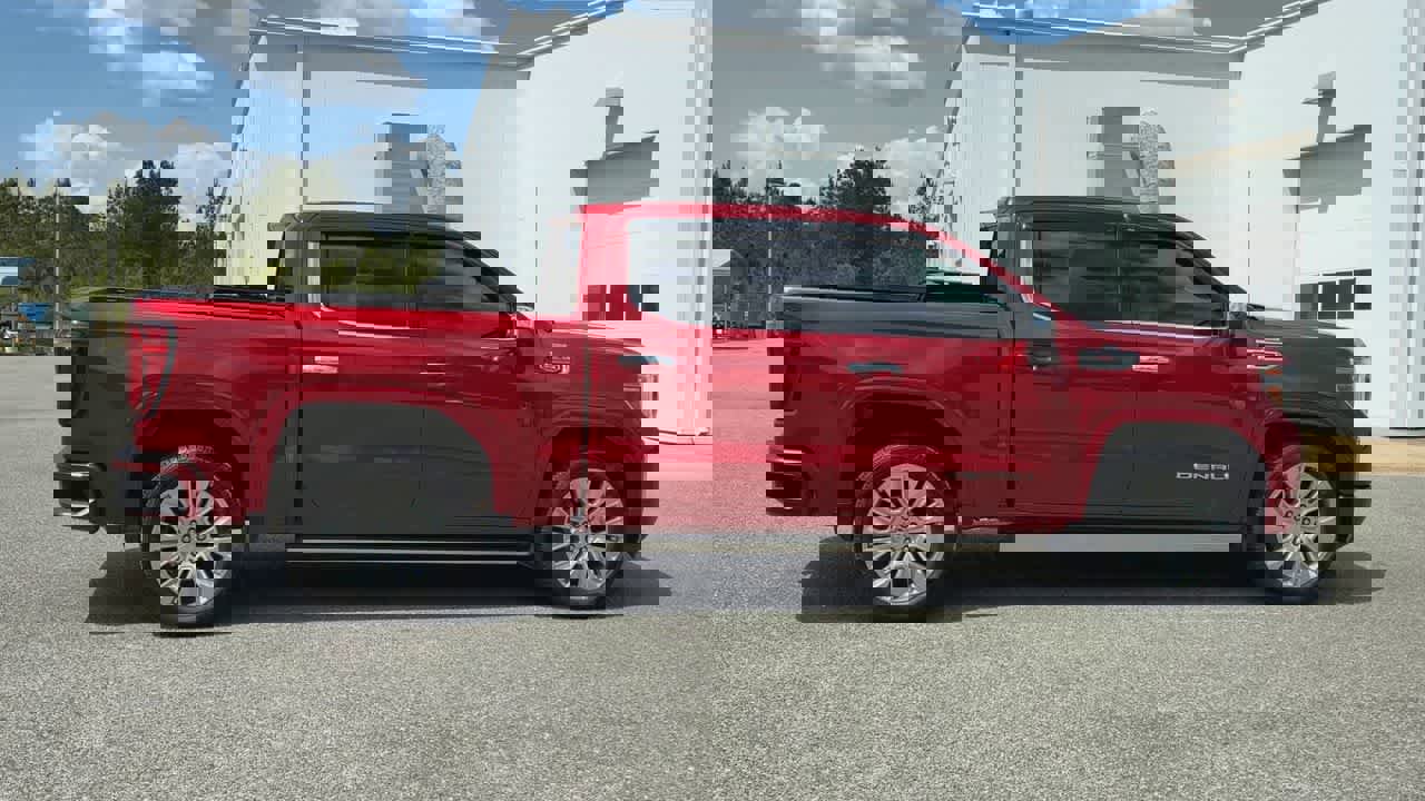 Used 2022 GMC Sierra 1500 Denali w/ Denali Premium Package image 9