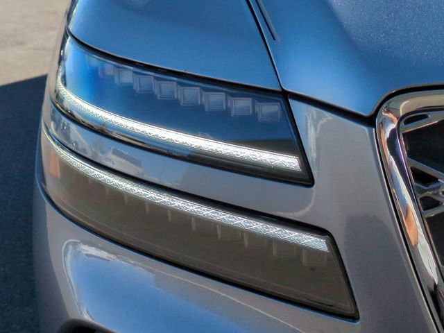 Certified 2025 Genesis G80 2.5T image 9