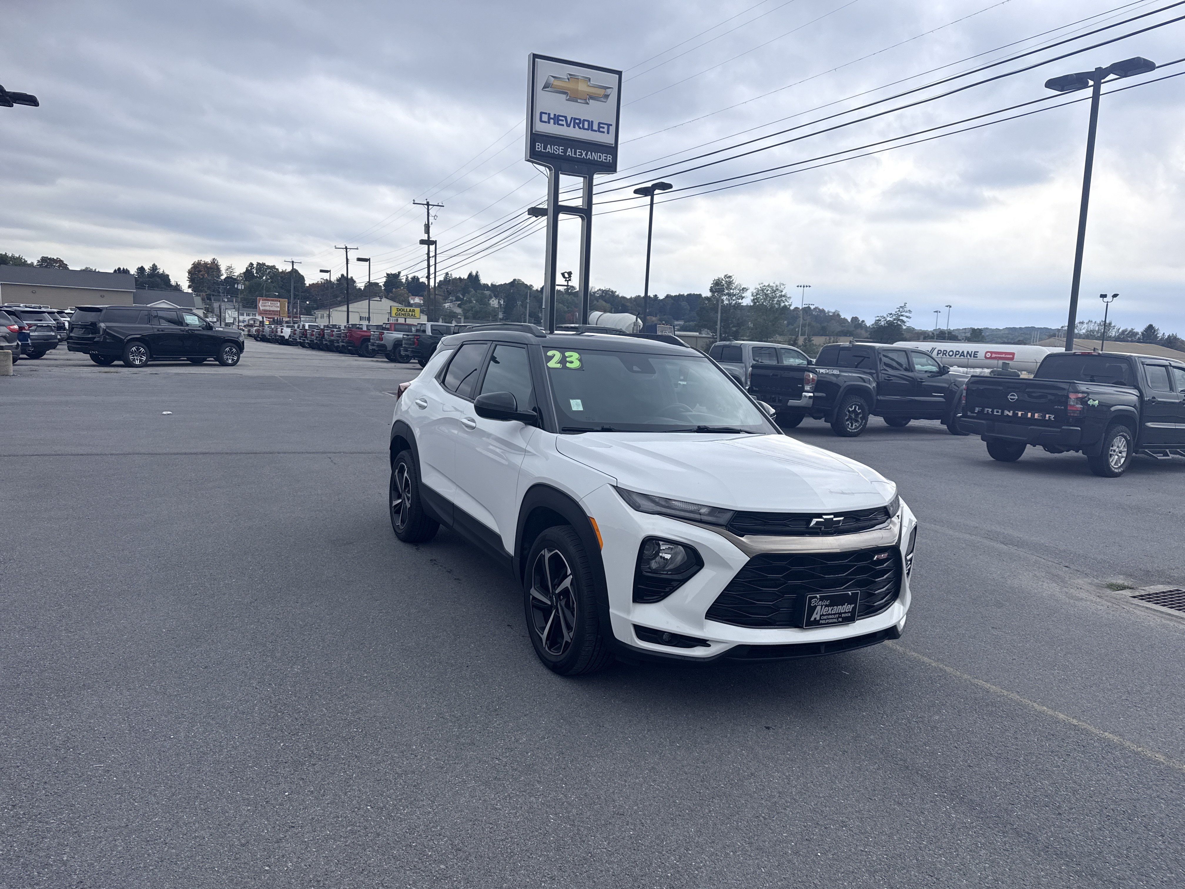 Used 2023 Chevrolet TrailBlazer RS w/ Convenience Package