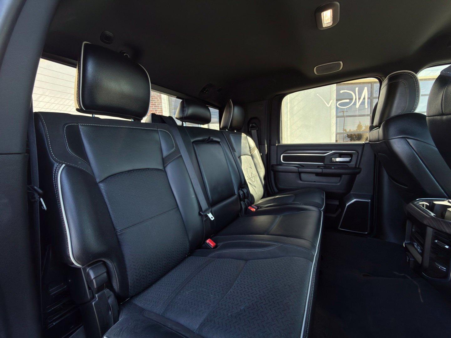 Used 2025 RAM 2500 Laramie w/ Night Edition AWD/4WD image 40