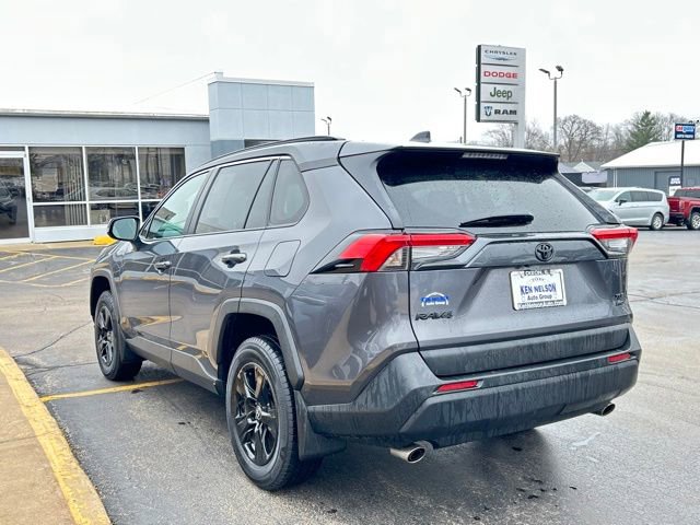 Used 2023 Toyota RAV4 XLE w/ Convenience Package image 7