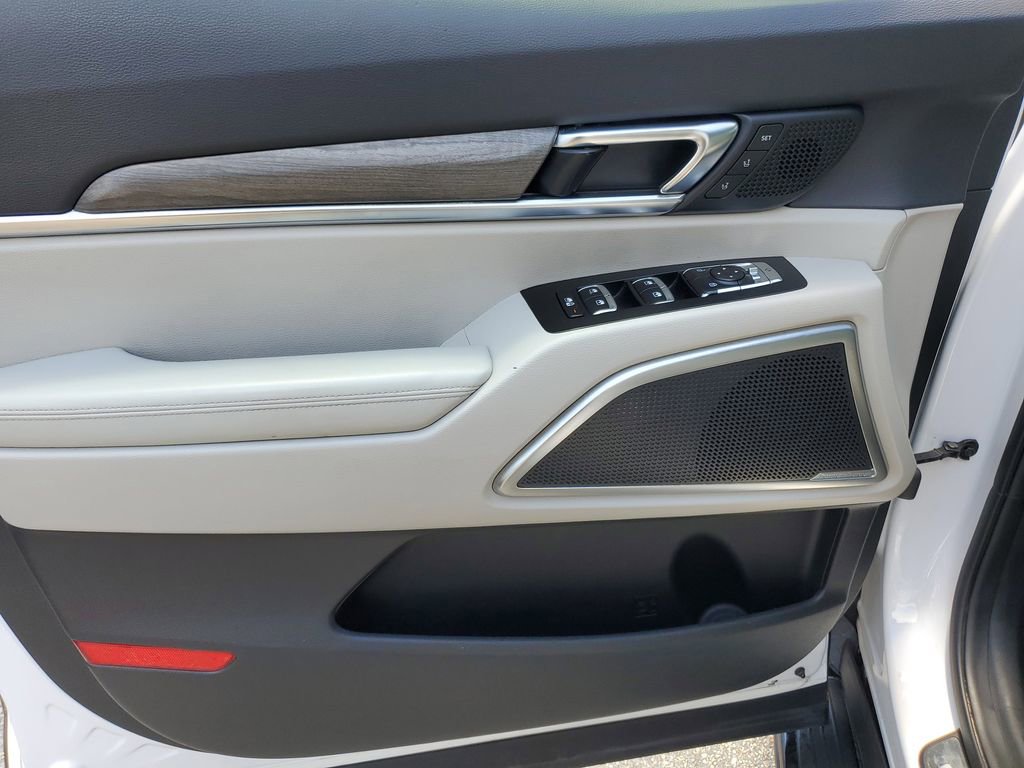 Used 2021 Kia Telluride SX w/ Towing Package FWD image 19