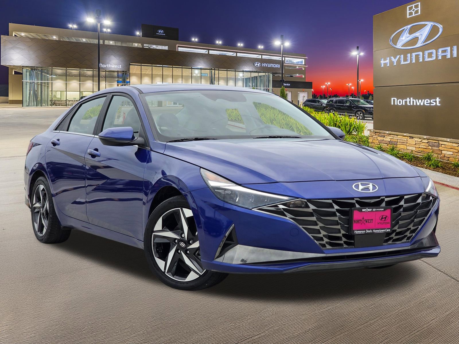 Certified 2023 Hyundai Elantra Limited FWD image 3