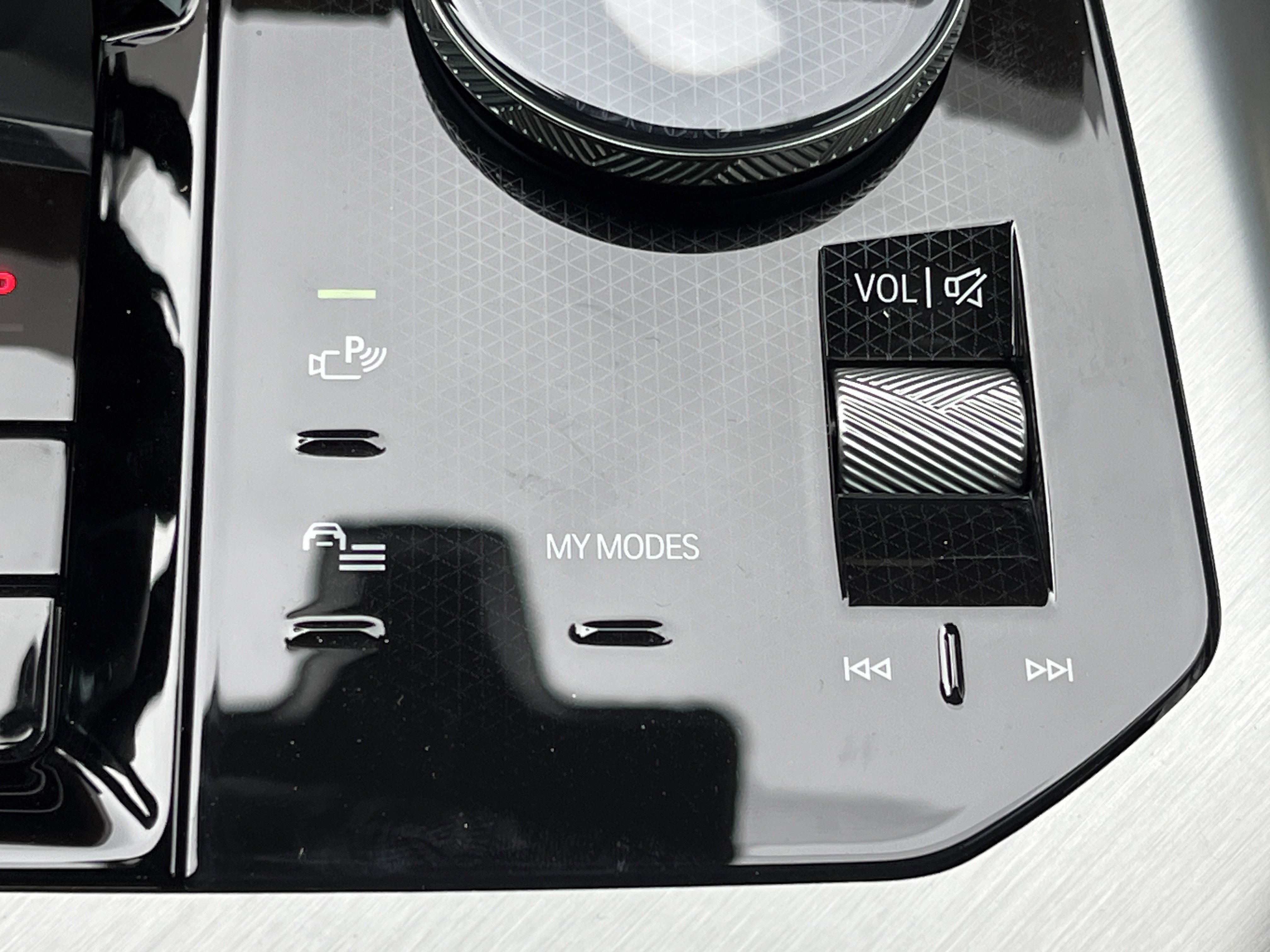 New 2026 BMW X3 xDrive30 w/ M Sport Package image 9