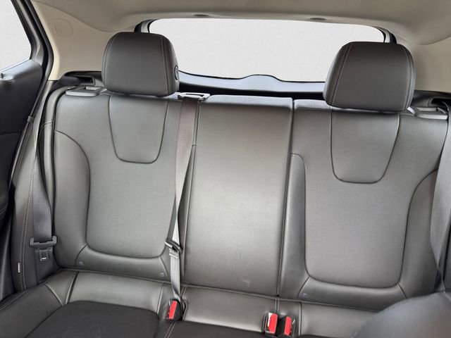 Used 2024 Buick Encore GX Sport Touring image 13