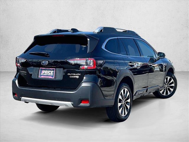Used 2025 Subaru Outback Touring AWD/4WD image 2